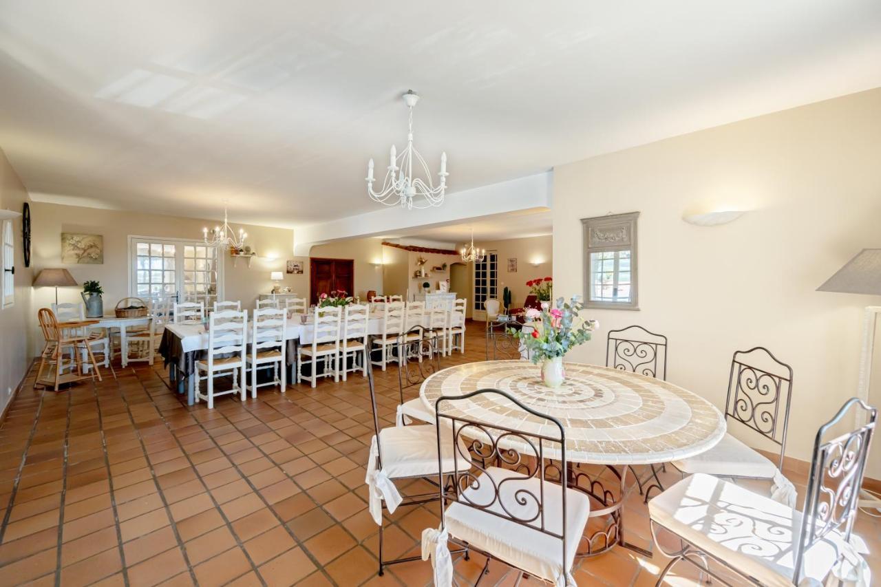 La Maison Du Rouge Gorge - Charmante Maison Climatisee Avec Piscine Pontevès Exteriör bild