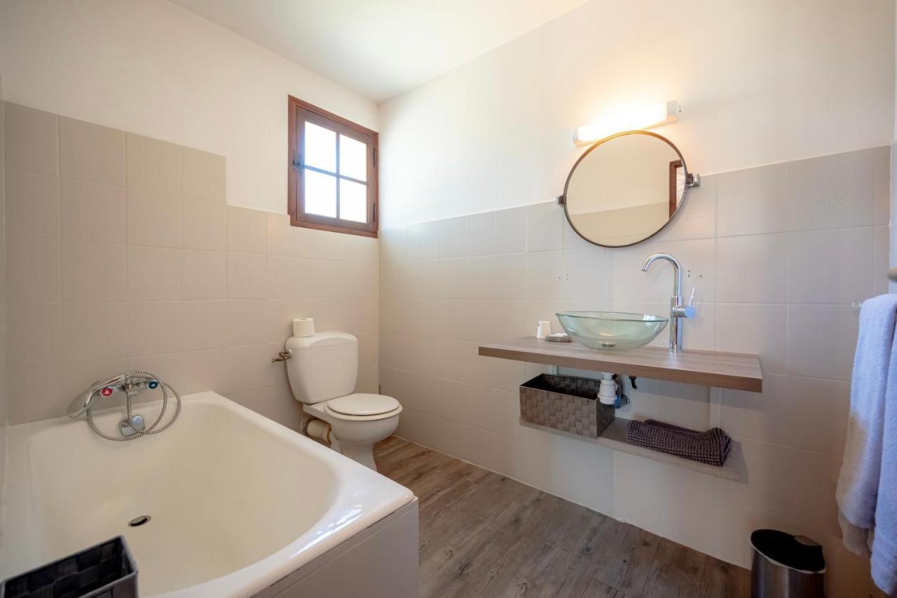 La Maison Du Rouge Gorge - Charmante Maison Climatisee Avec Piscine Pontevès Exteriör bild